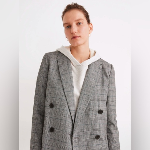 Madewell Wool Caldwell Double-Breasted Blazer: Peaked Lapel Edition - Picture 2 of 16